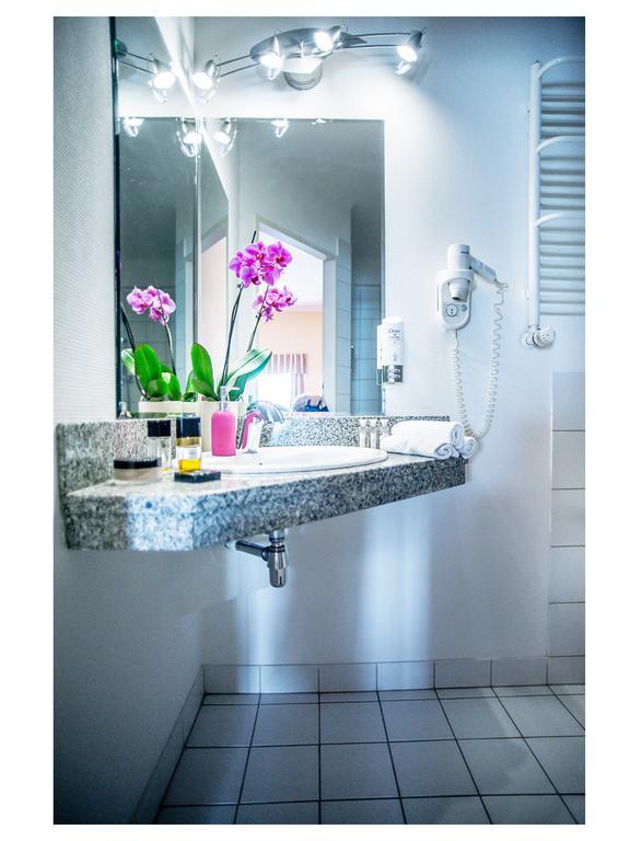 Hotel Fenix Jelenia Góra Quarto foto
